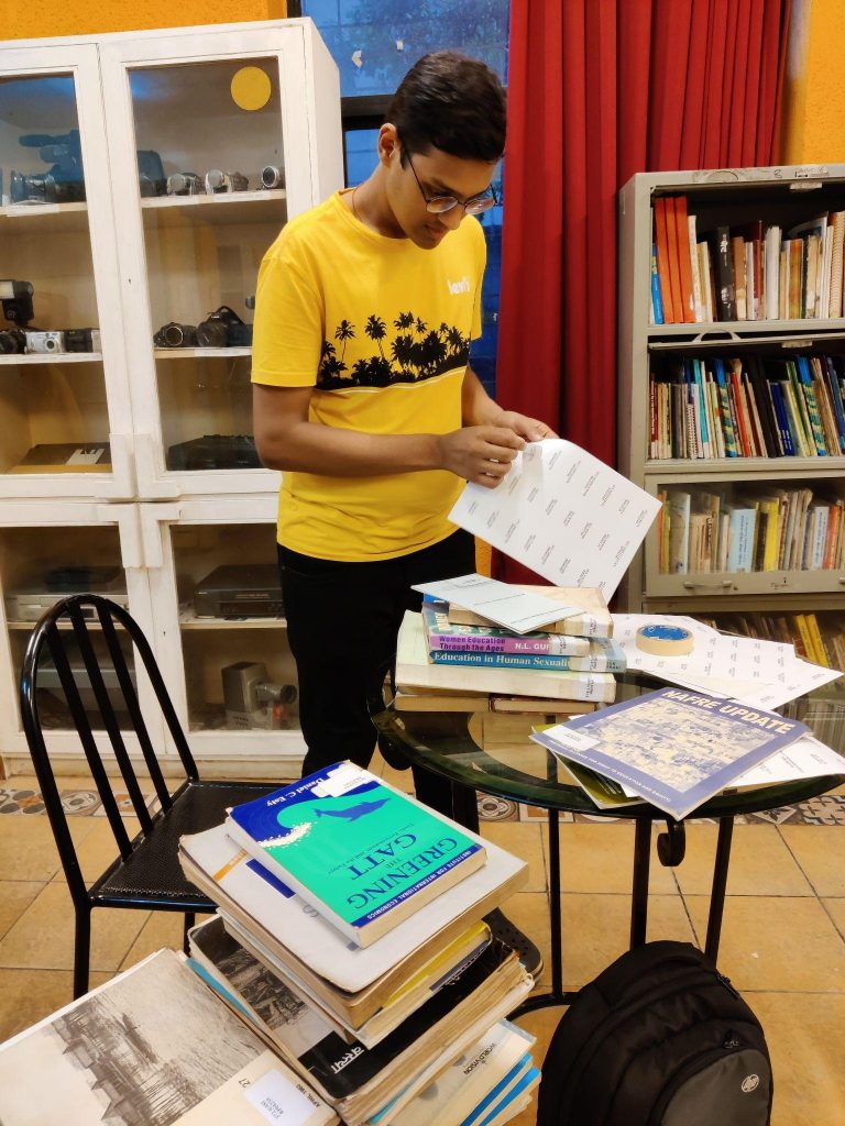 Organising and Managing Resources at the Urban Resource Centre